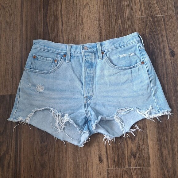 💙 Levi's 501 High Rise Cut Off Distressed Shorts Size 31 Western Cowgirl - Picture 1 of 7